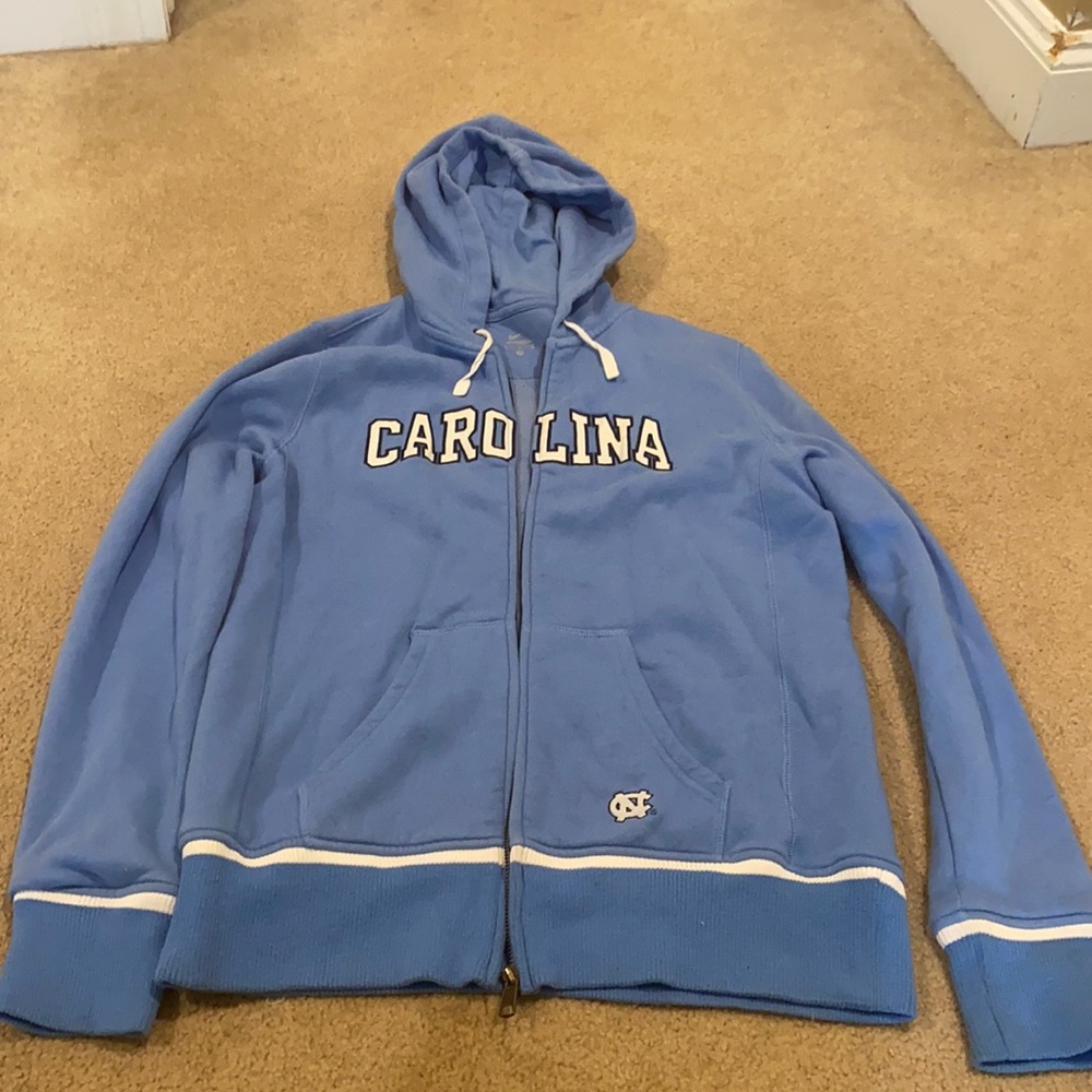 Women’s UNC Zip-up hoodie